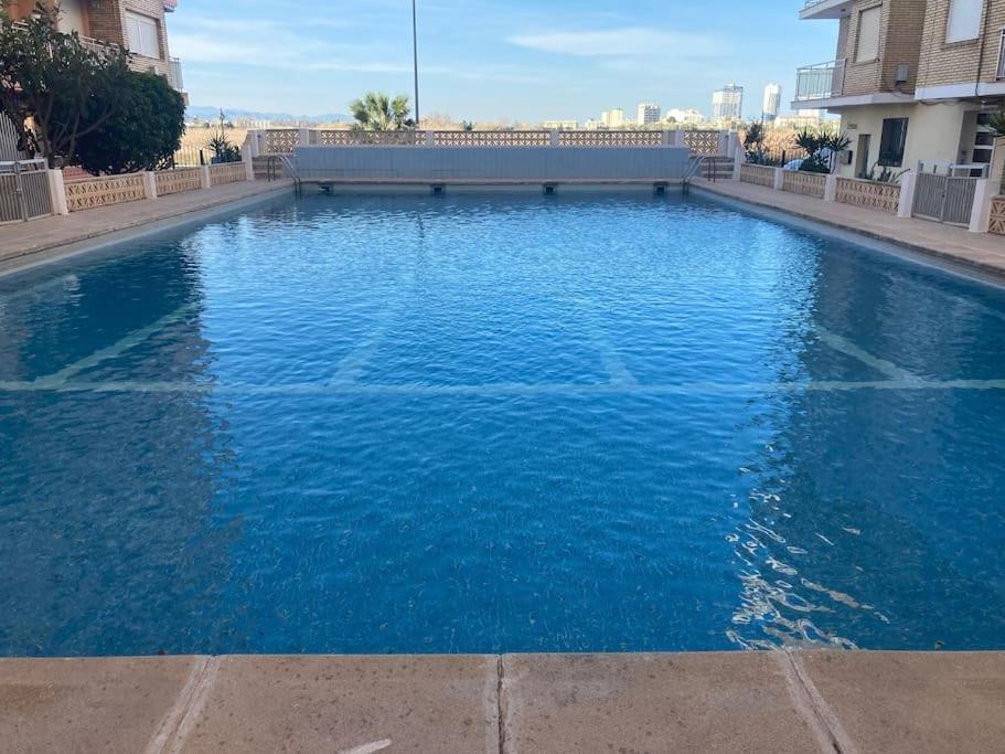 Coqueto Apartamento De Playa Con Piscina Y Terraza Walencja Zewnętrze zdjęcie